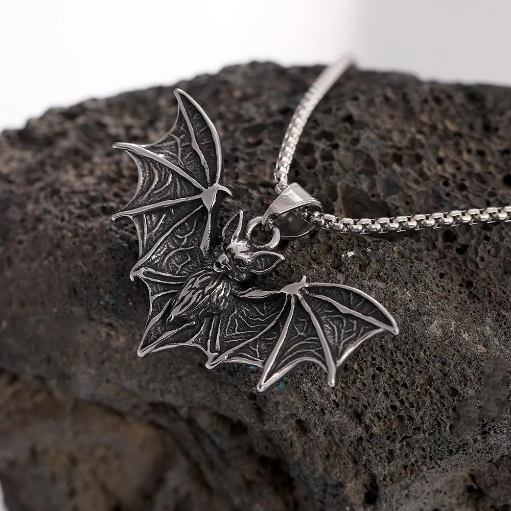 Gothic Stainless Steel Vampire Bat Pendant Halloween Jewelry