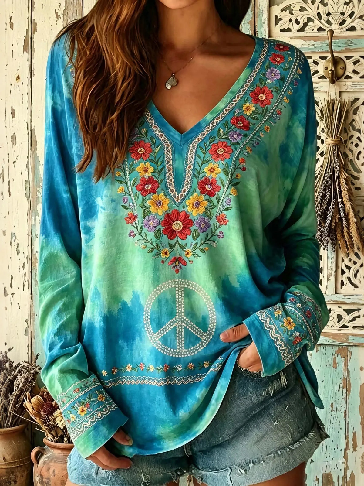 Women's Retro Hippie Floral Design V-neck T-shirt